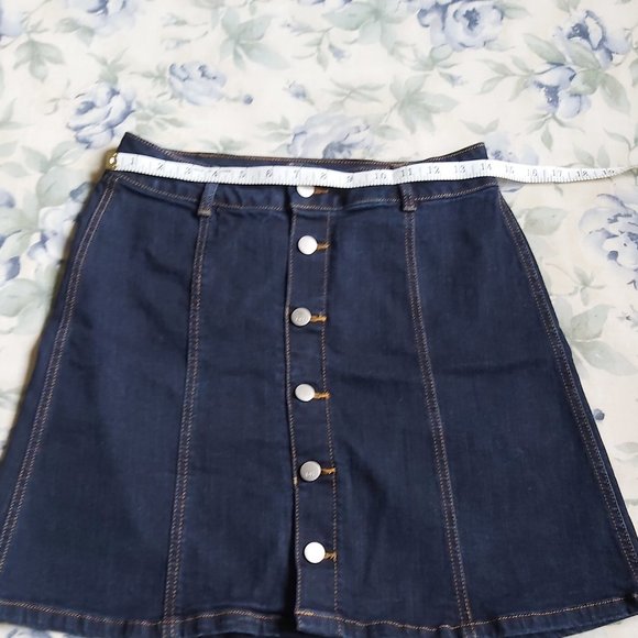 Denver Hayes Denim Skirt – Blue Size 4 - Picture 3 of 6